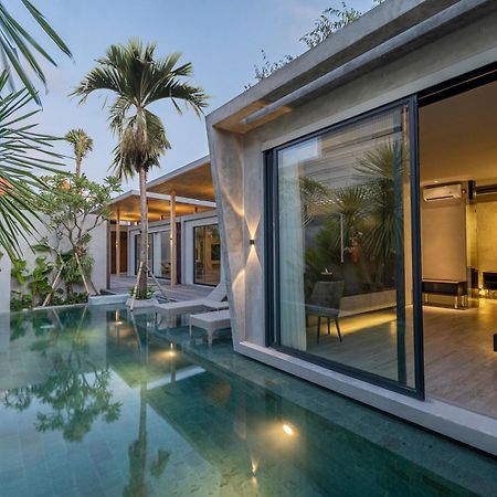 Inspira Seminyak Vila Exterior foto